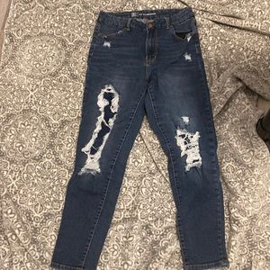 these jeans are from no boundaries, they’re dark blue, and a size 13